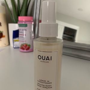 Leave-in conditioner